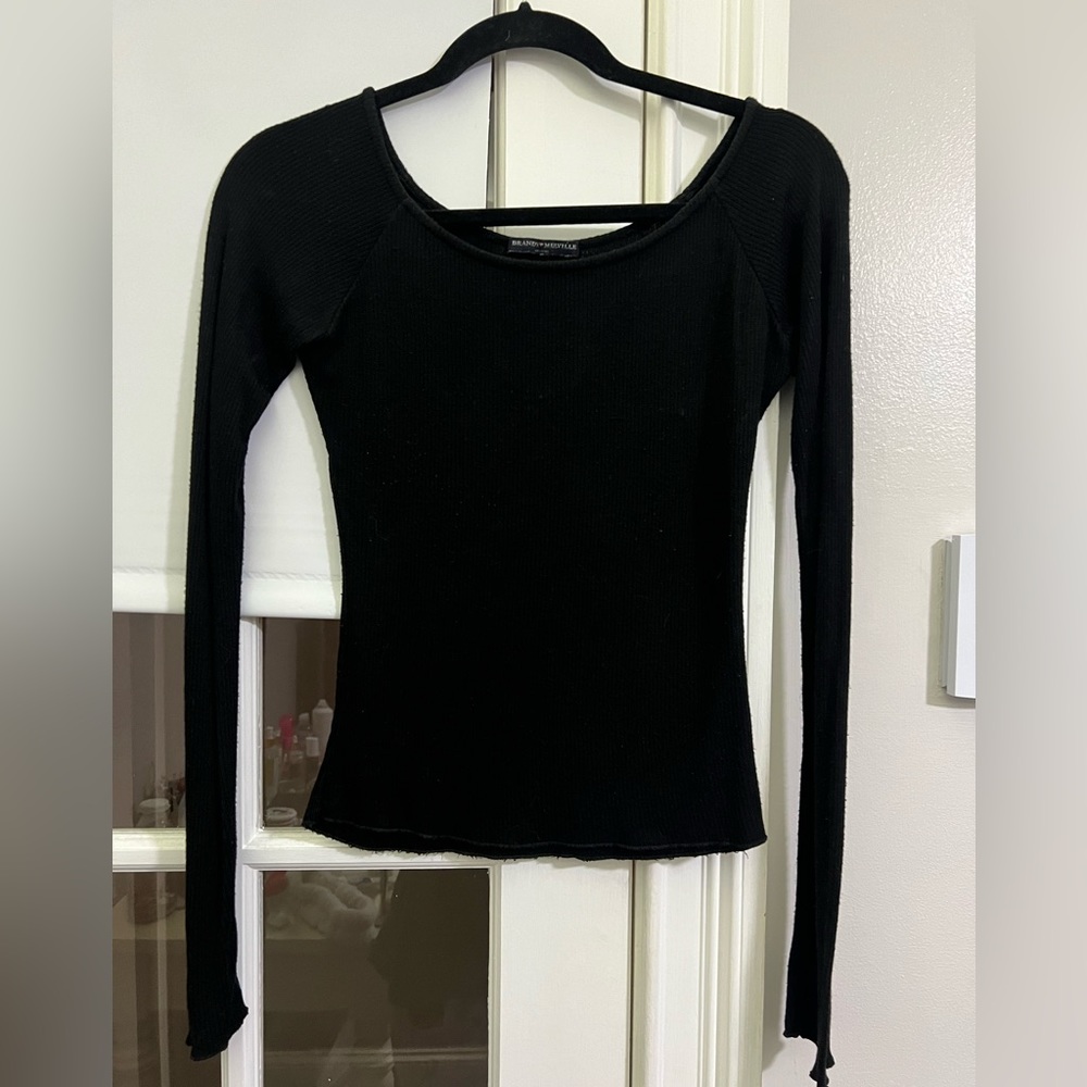 Brandy Melville black long sleeved knit/ribbed top one size